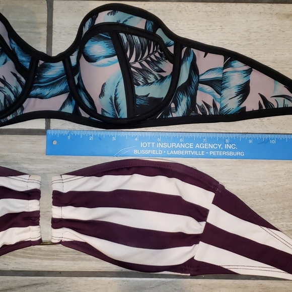 2 bikini strapless tops - Picture 5 of 10